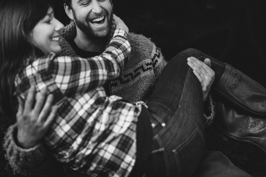 vancouver winter beach engagement session 10