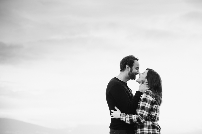 vancouver winter beach engagement session 02