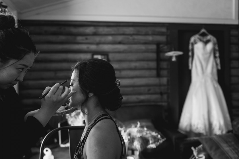 Bride getting ready in the morning at the lodge
