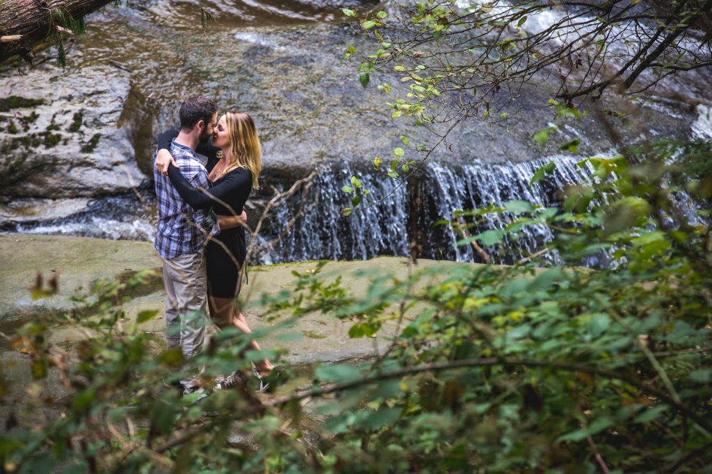 kanaka creek and waterfall portrait sessions